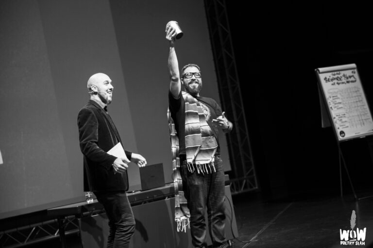 2017_WoW_Science_Slam_No6_(c)_Anna-Lisa_Konrad-0365-sw